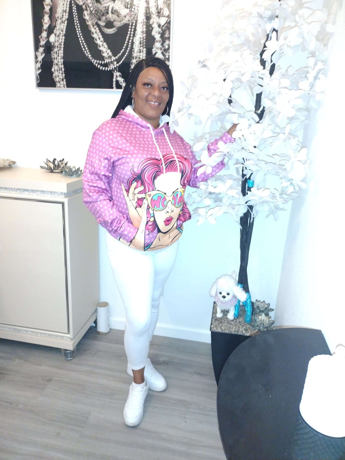 "3D graphic hoodie with kangaroo pockets" "Plus size graphic hoodie" "Hoodie with 3D design" "Fashionable plus size hoodie" "Curvy hoodie with kangaroo pockets" "Trendy graphic hoodie for plus size" "Stylish hoodie with pocket details" "Eye-catching 3D ho